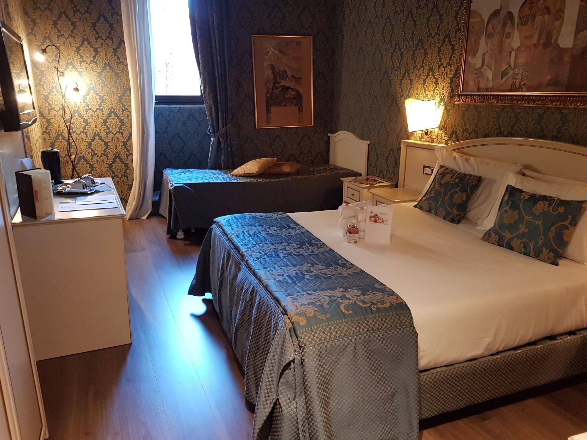 Canova Tadolini Luxury Rooms And Suites Rome Bagian luar foto