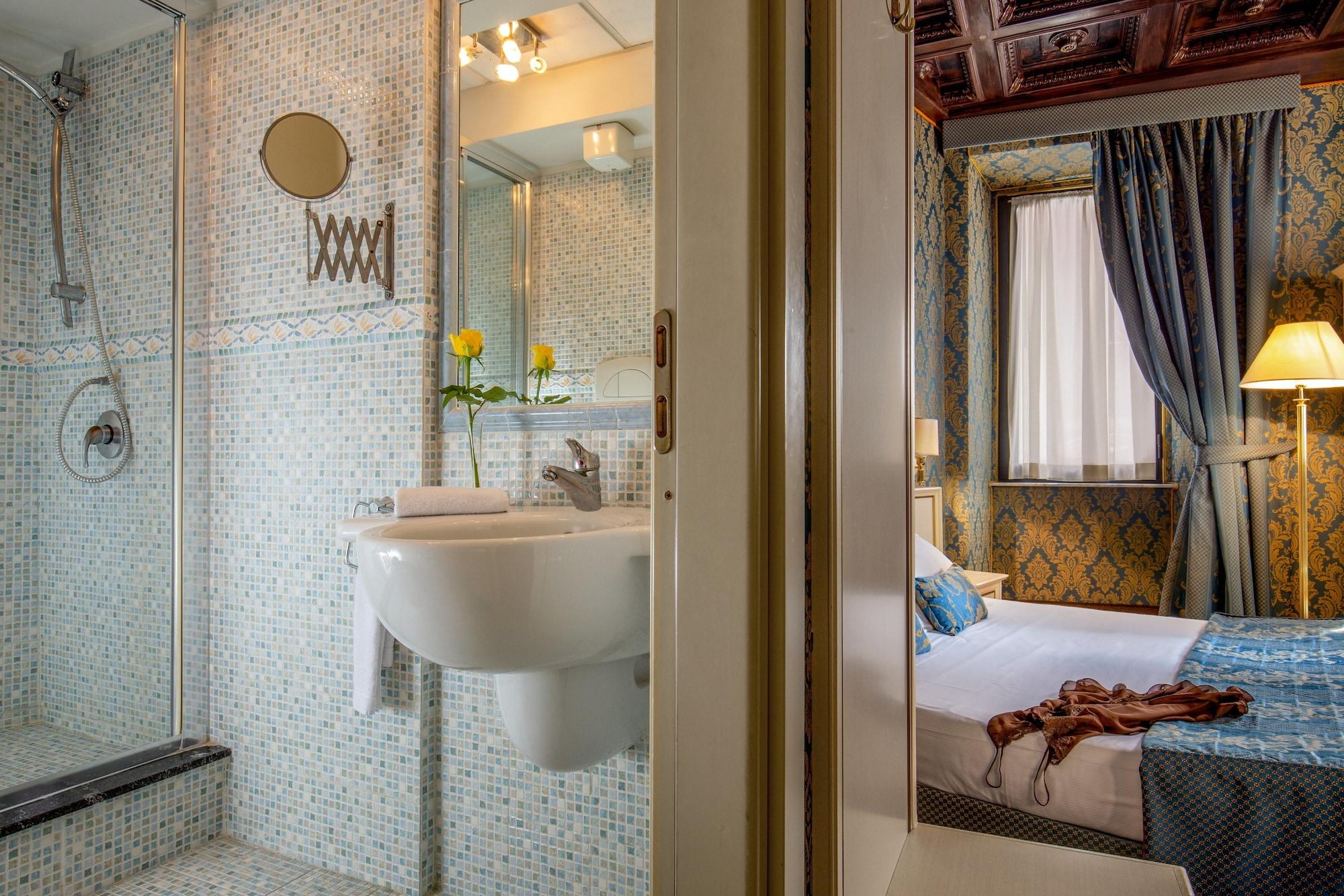 Canova Tadolini Luxury Rooms And Suites Rome Bagian luar foto