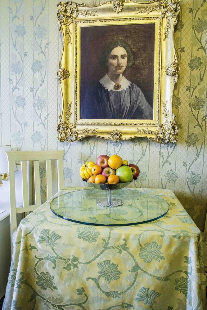 Canova Tadolini Luxury Rooms And Suites Rome Bagian luar foto